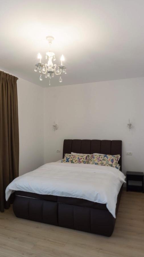M Rooms Bucharest Luaran gambar